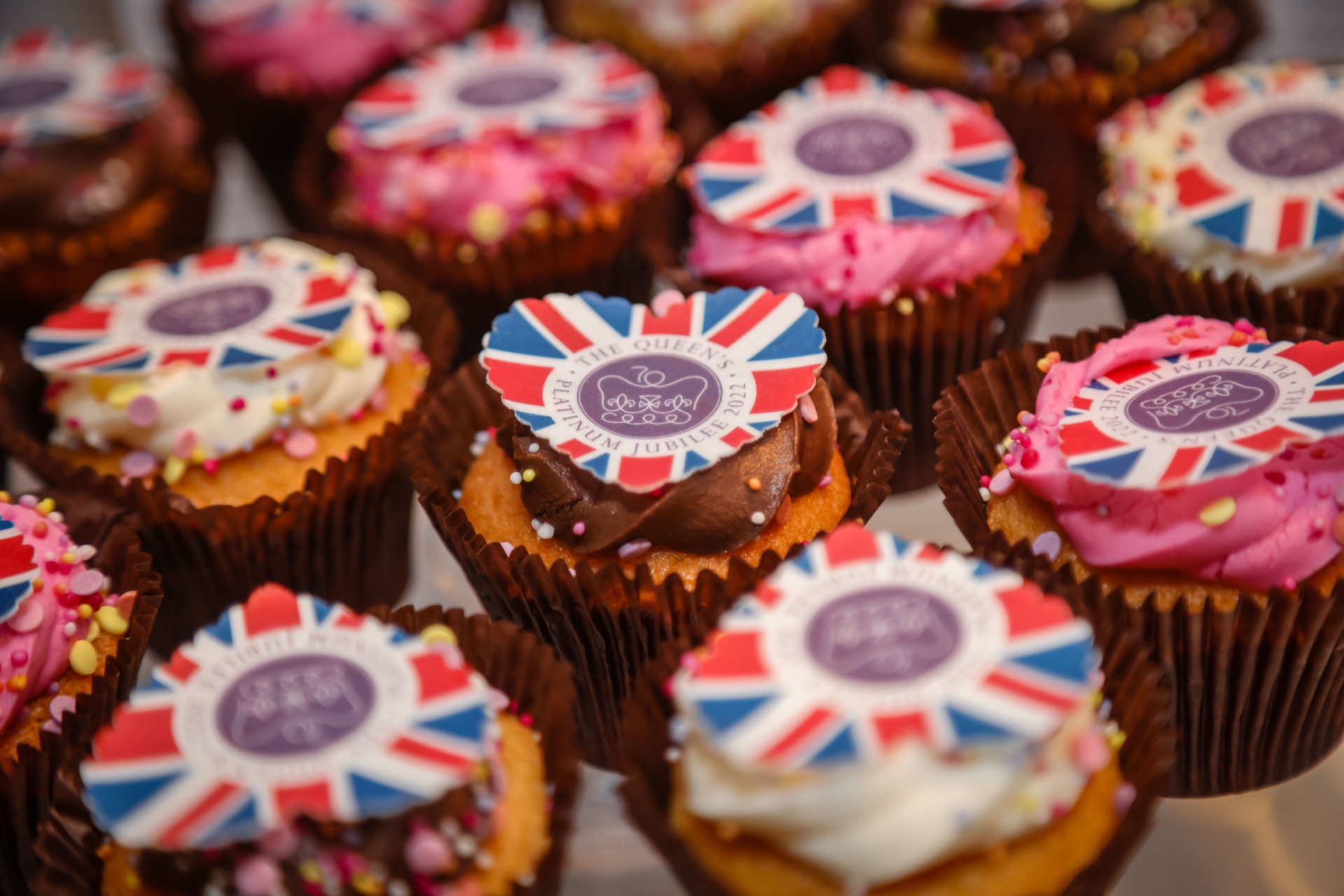 jubilee inspired cupcakes