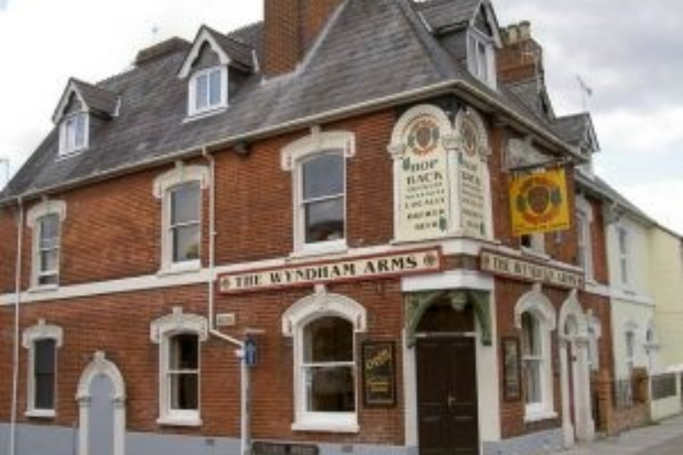 Wyndham Arms exterior Salisbury Wiltshire