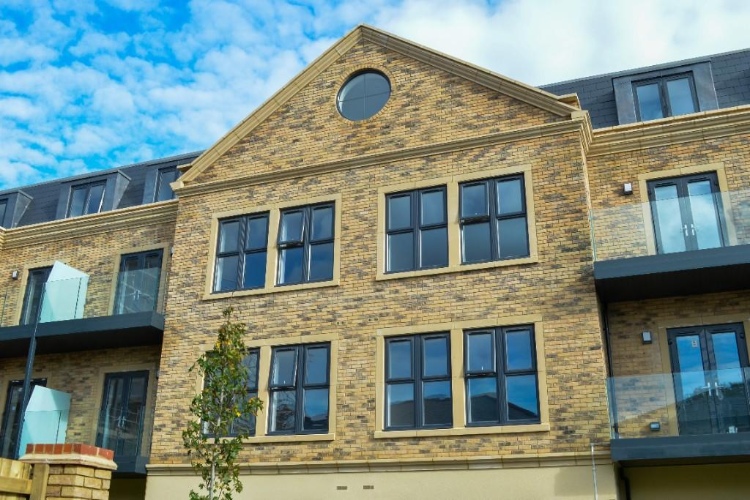 New Manor exterior at Platinum Skies Chapters