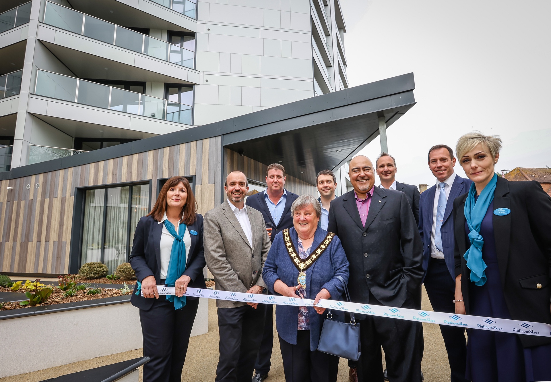 mayor of taunton cutting the ribbon